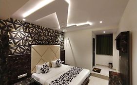 Hotel Privilege Villa